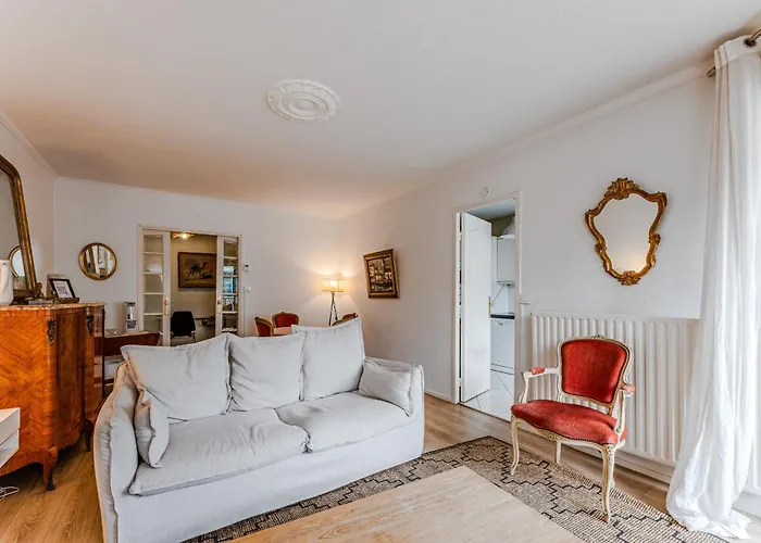 Apartment 2 Chartrons